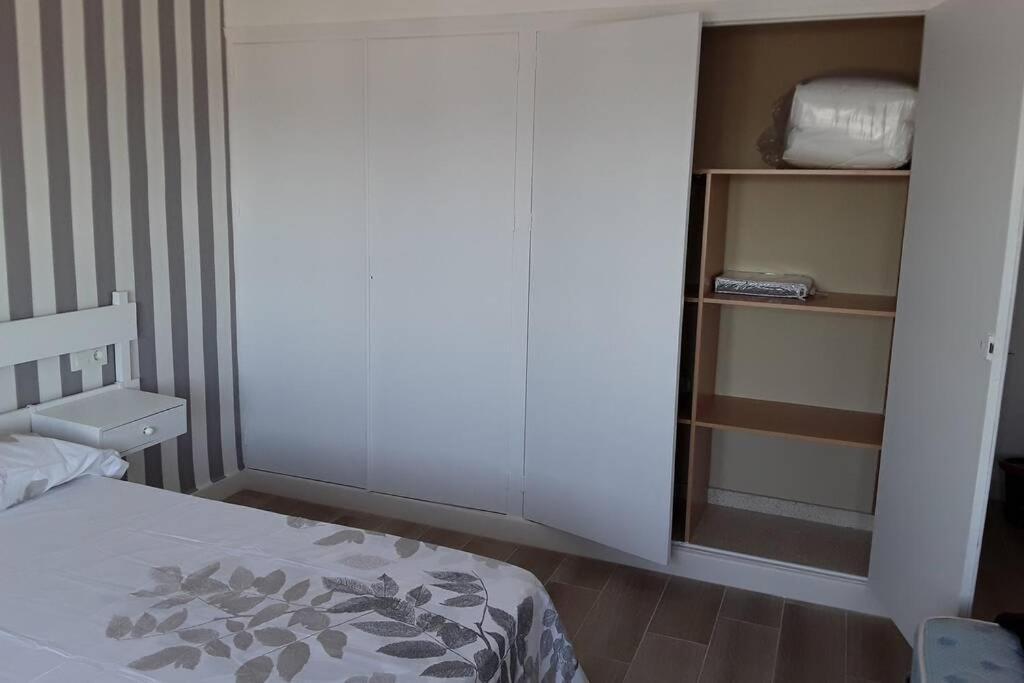 Piso En Primera Linea Con Wifi Y Vistas Al Mar Lo Pagán